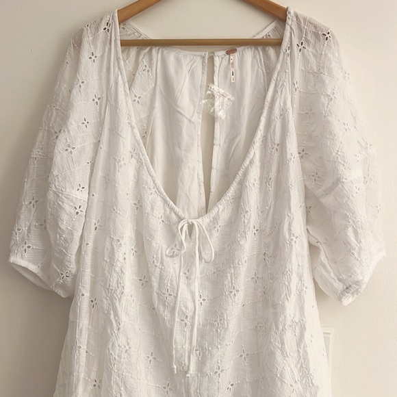 NWOT Free People Bop Around Romper White Embroidered Coverup - Picture 3 of 16